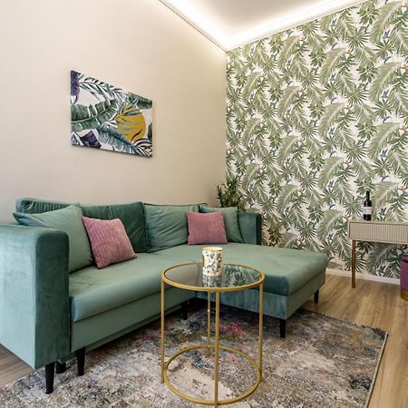 Oasis Apartment On The Broadway With Ac 부다페스트 외부 사진