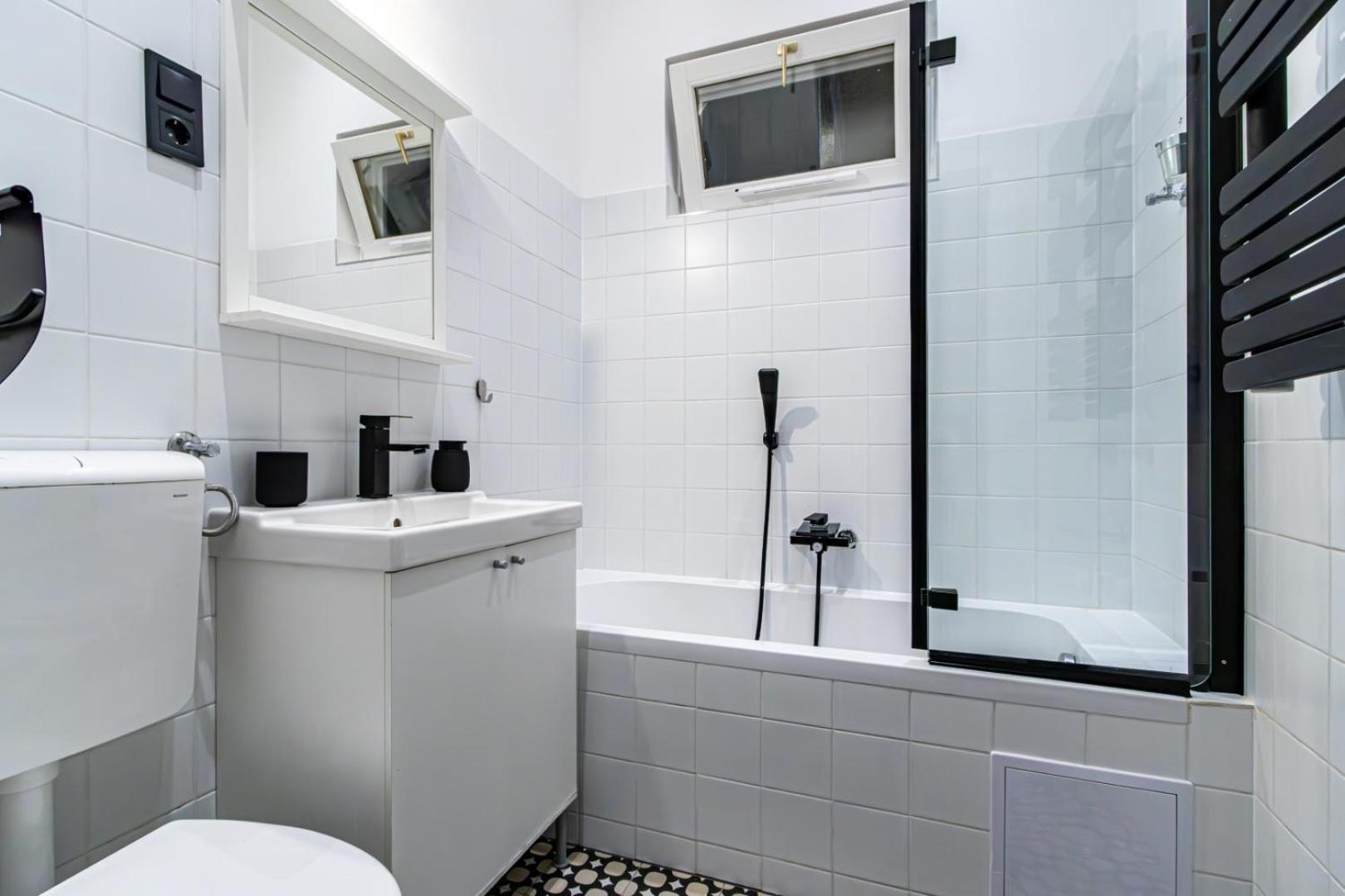 Oasis Apartment On The Broadway With Ac 부다페스트 외부 사진